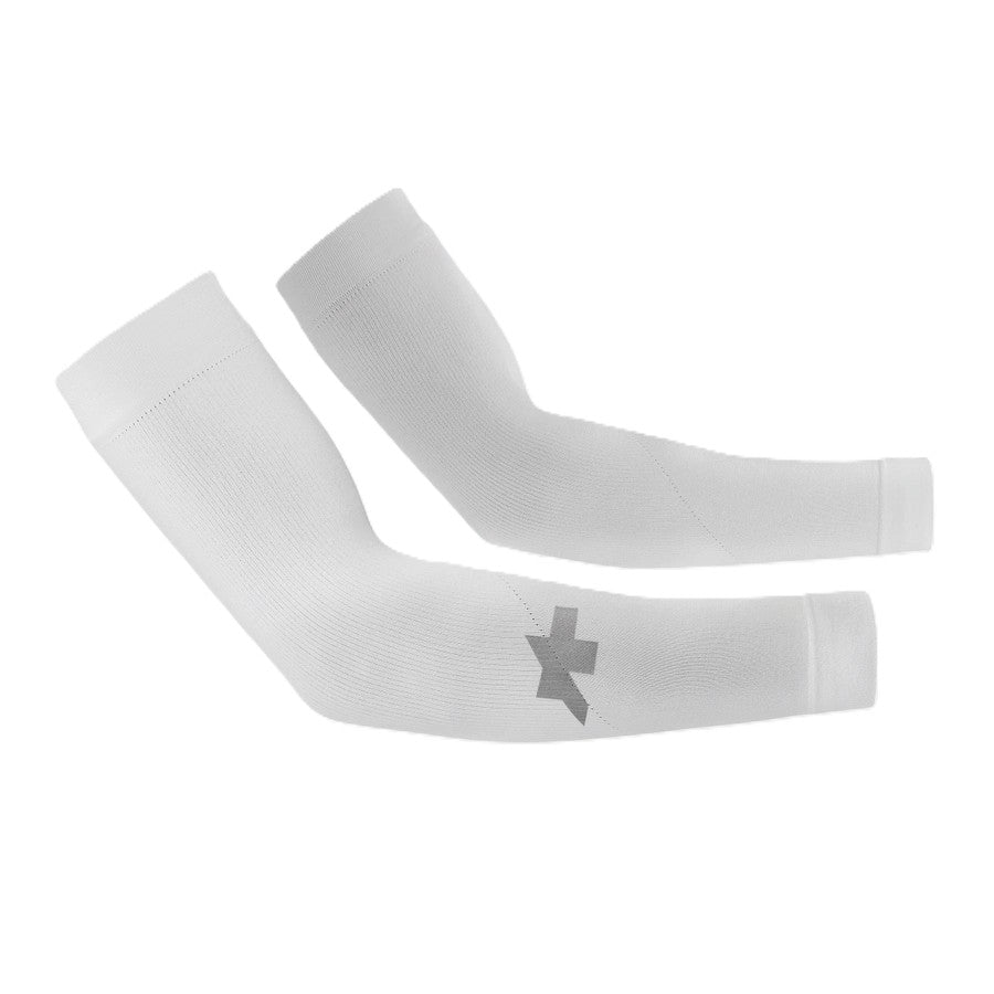 ASSOS SUMMER ARM UV PROTECTOR P1 Arm Warmers White