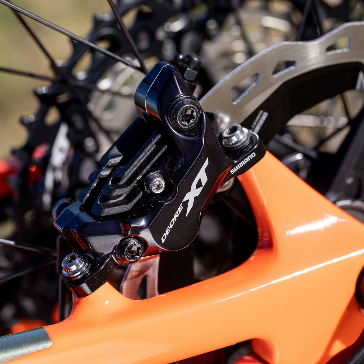 Bremsesæt SHIMANO XT M8120 4 Stempler J-KIT Ventilerede Bremseklodser