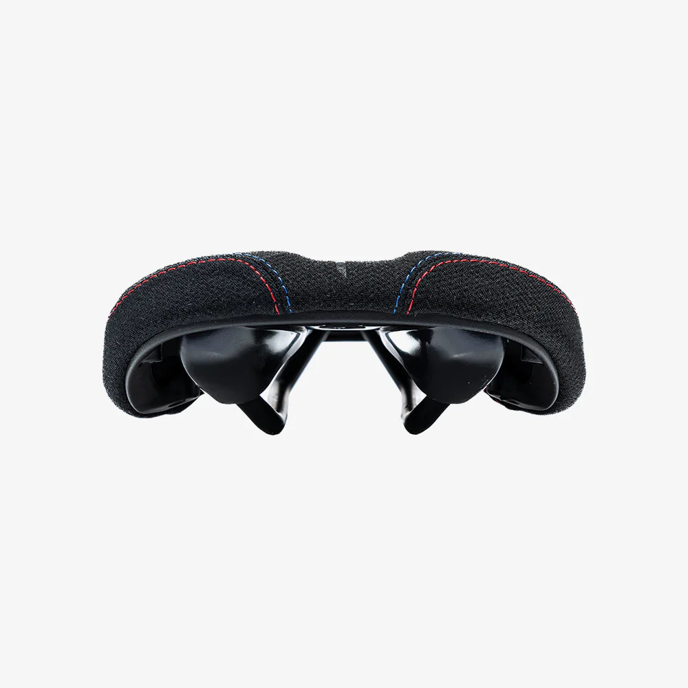 SDG BEL-AIR V3 SENSUS Kevlar -satula Lux-Alloy-kiskoilla, musta
