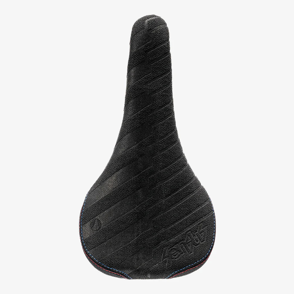 SDG BEL-AIR V3 SENSUS Kevlar -satula Lux-Alloy-kiskoilla, musta