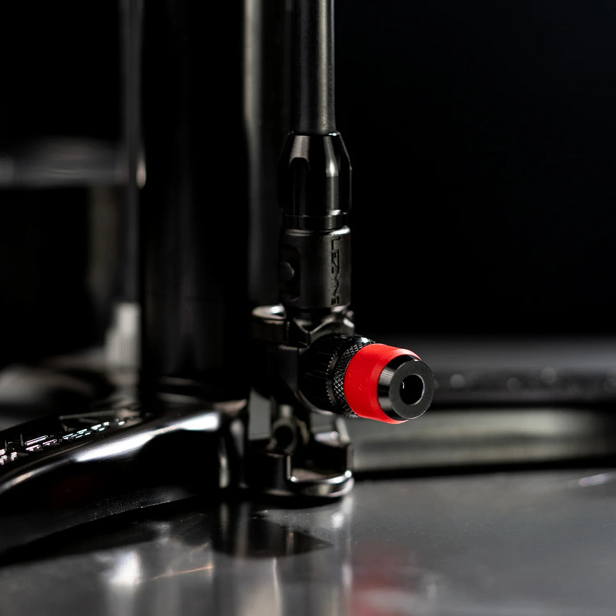 LEZYNE CLIK DRIVE HP fodpumpe med ABS PRO Chuck, sort