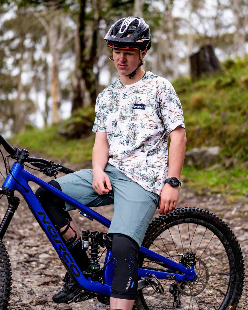 DHARCO LOST Short Sleeve Jersey Beige/Green