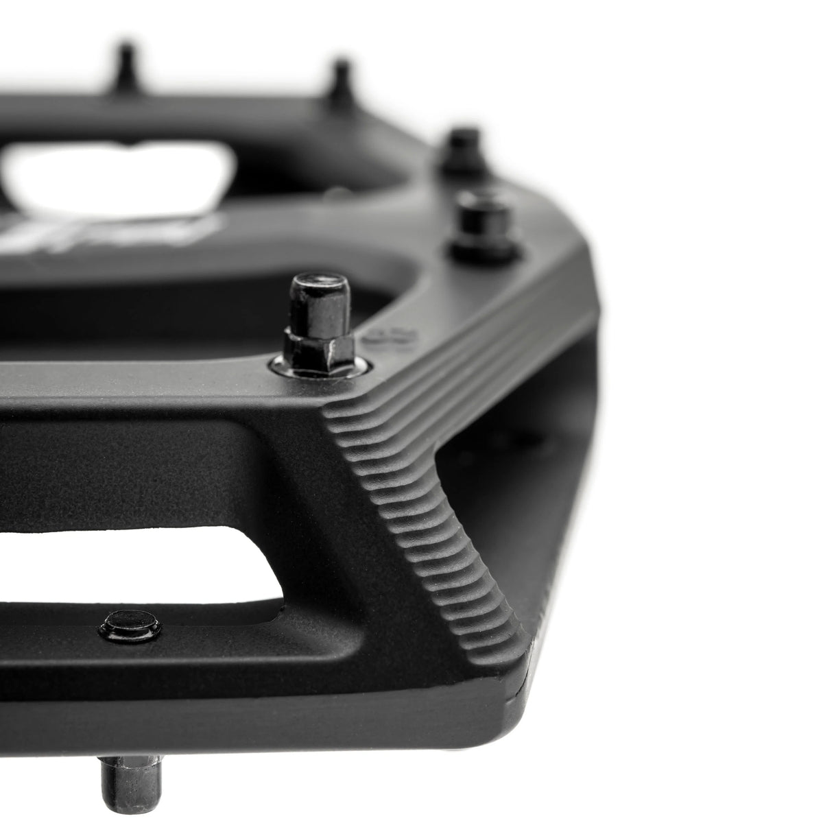 DMR VAULT MAG Flat Pedals Black