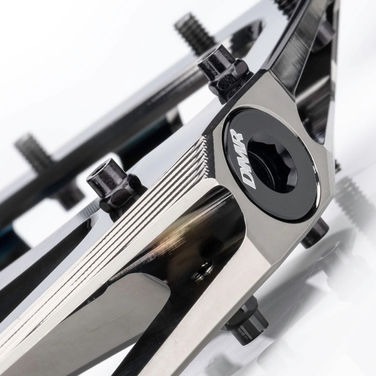 DMR VAULT Flat Pedals Chrome Black