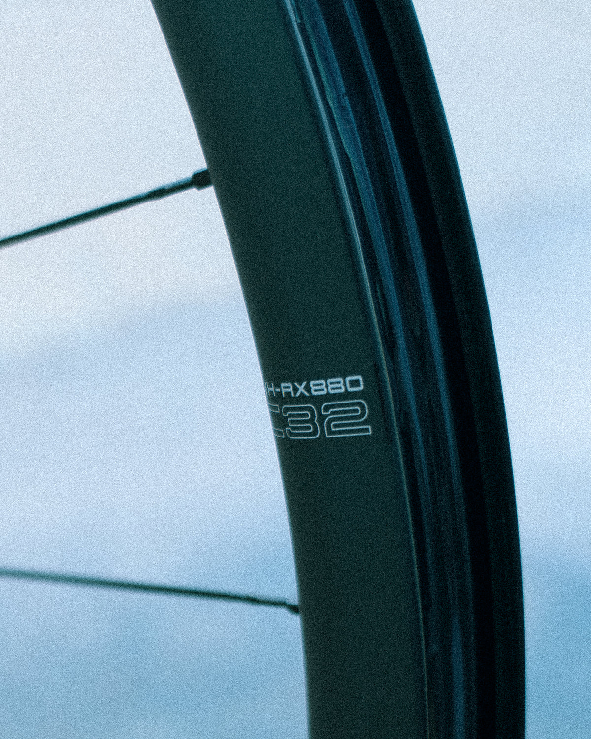 Εμπρός Τροχός SHIMANO GRX WH-RX880 700c Tubeless Ready (Center Lock)