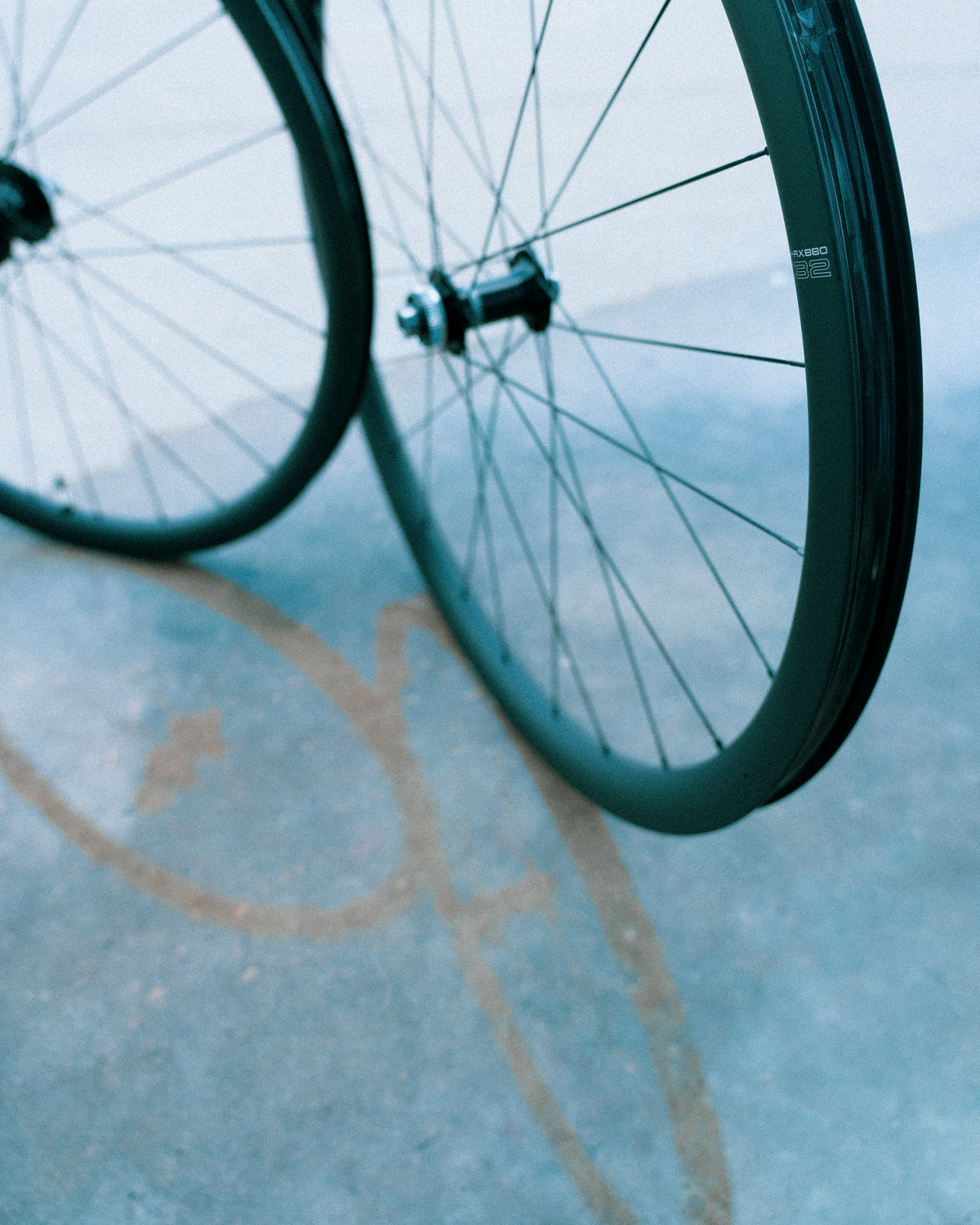 Εμπρός Τροχός SHIMANO GRX WH-RX880 700c Tubeless Ready (Center Lock)