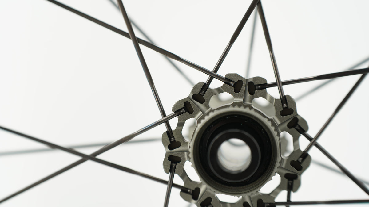Para kół SCOM AERO 40 Tubeless Ready (Center Lock)