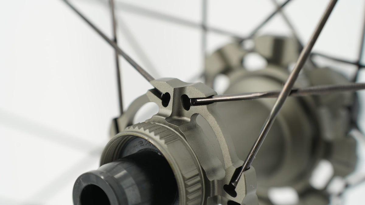Para kół SCOM AERO 40 Tubeless Ready (Center Lock)
