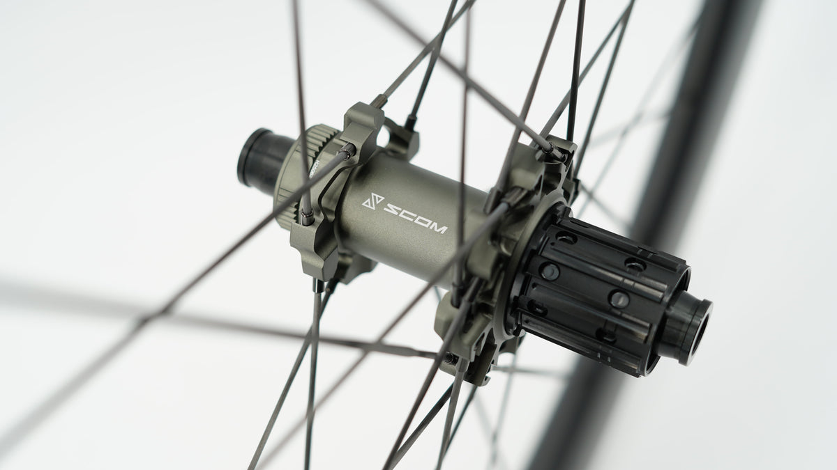 SCOM ULTRA 40 Tubeless Ready hjulsæt (Center Lock)