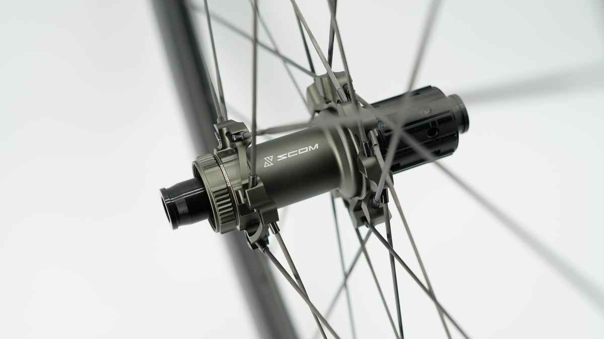 SCOM ULTRA 40 Tubeless Ready hjulsæt (Center Lock)