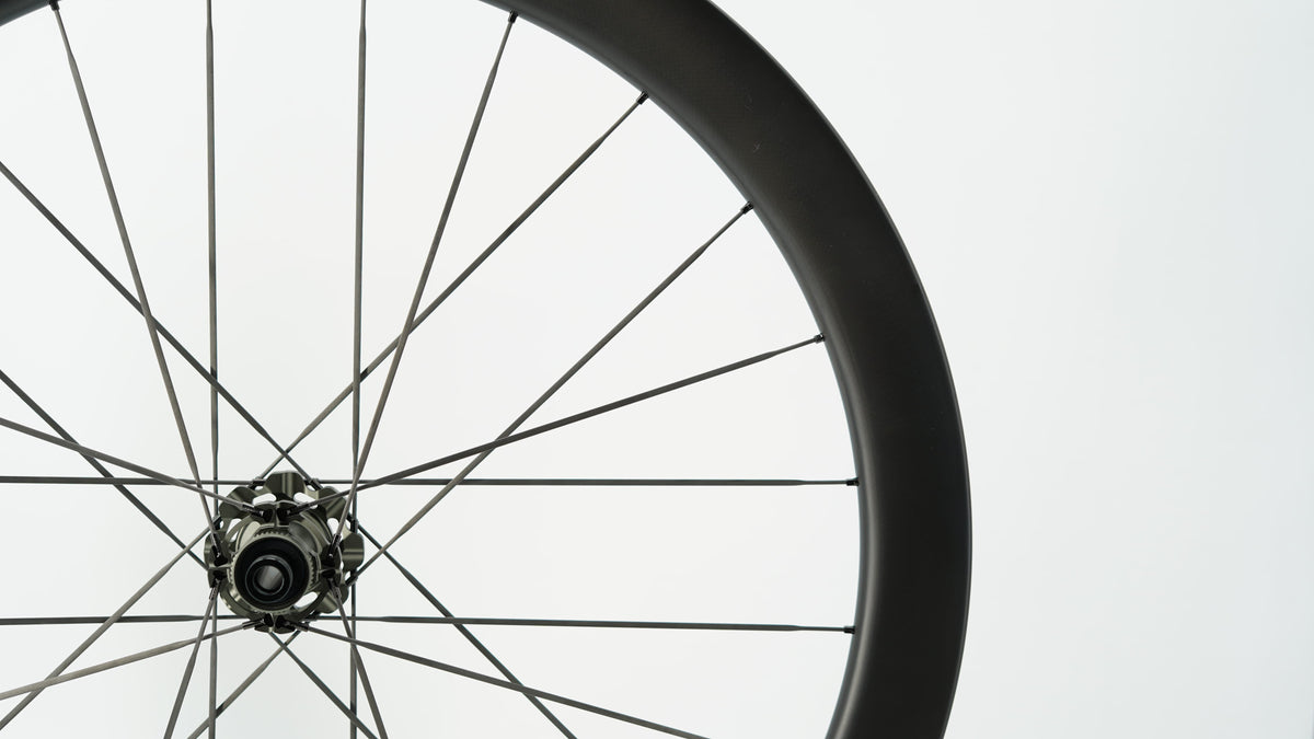 SCOM ULTRA 40 Tubeless Ready hjulsæt (Center Lock)