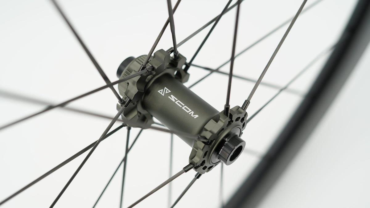 SCOM ULTRA 40 Tubeless Ready hjulsæt (Center Lock)
