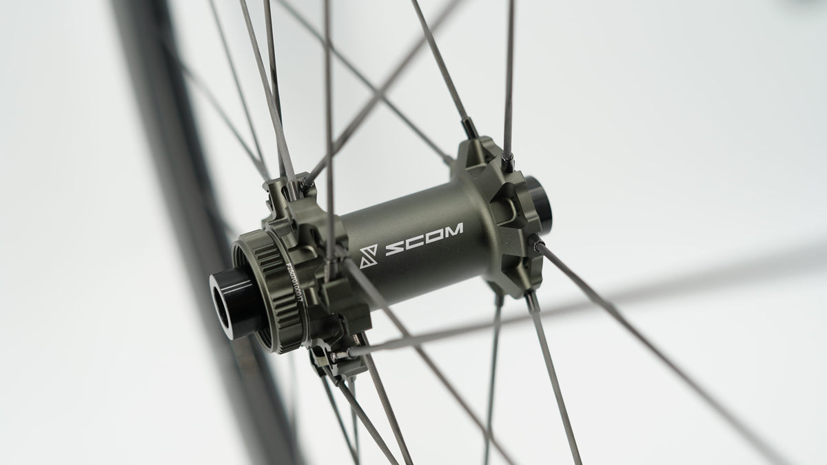 SCOM ULTRA 40 Tubeless Ready hjulsæt (Center Lock)