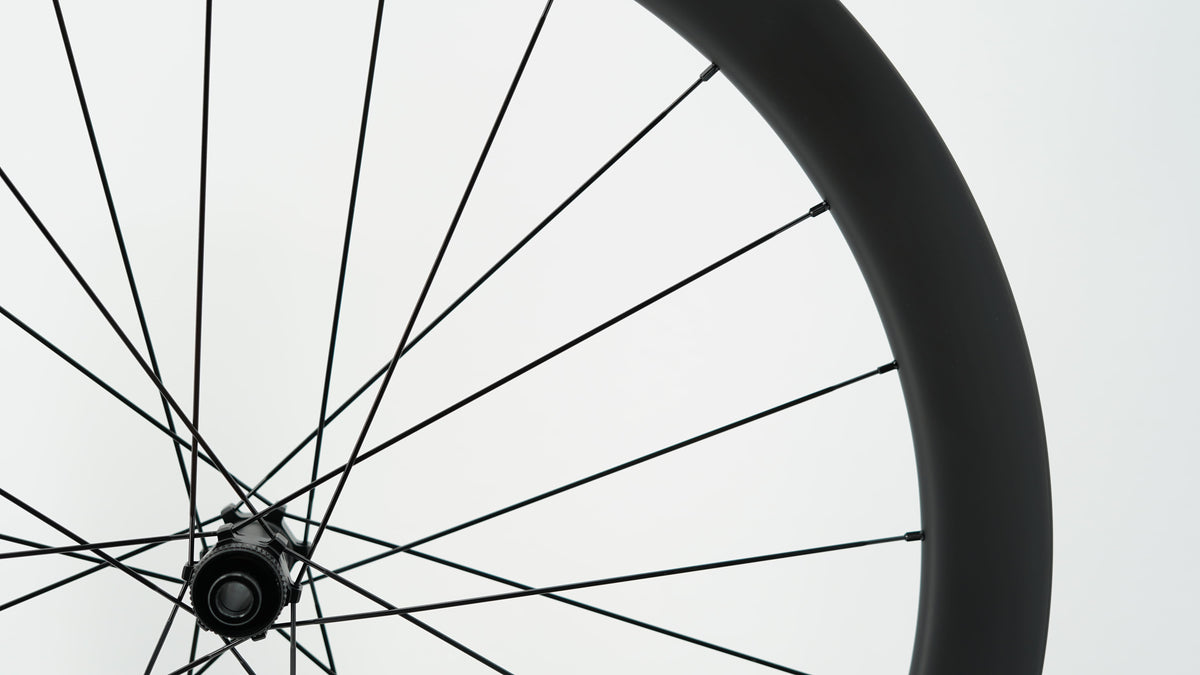 Para kół SCOM CORSA 45 Tubeless Ready (Center Lock)