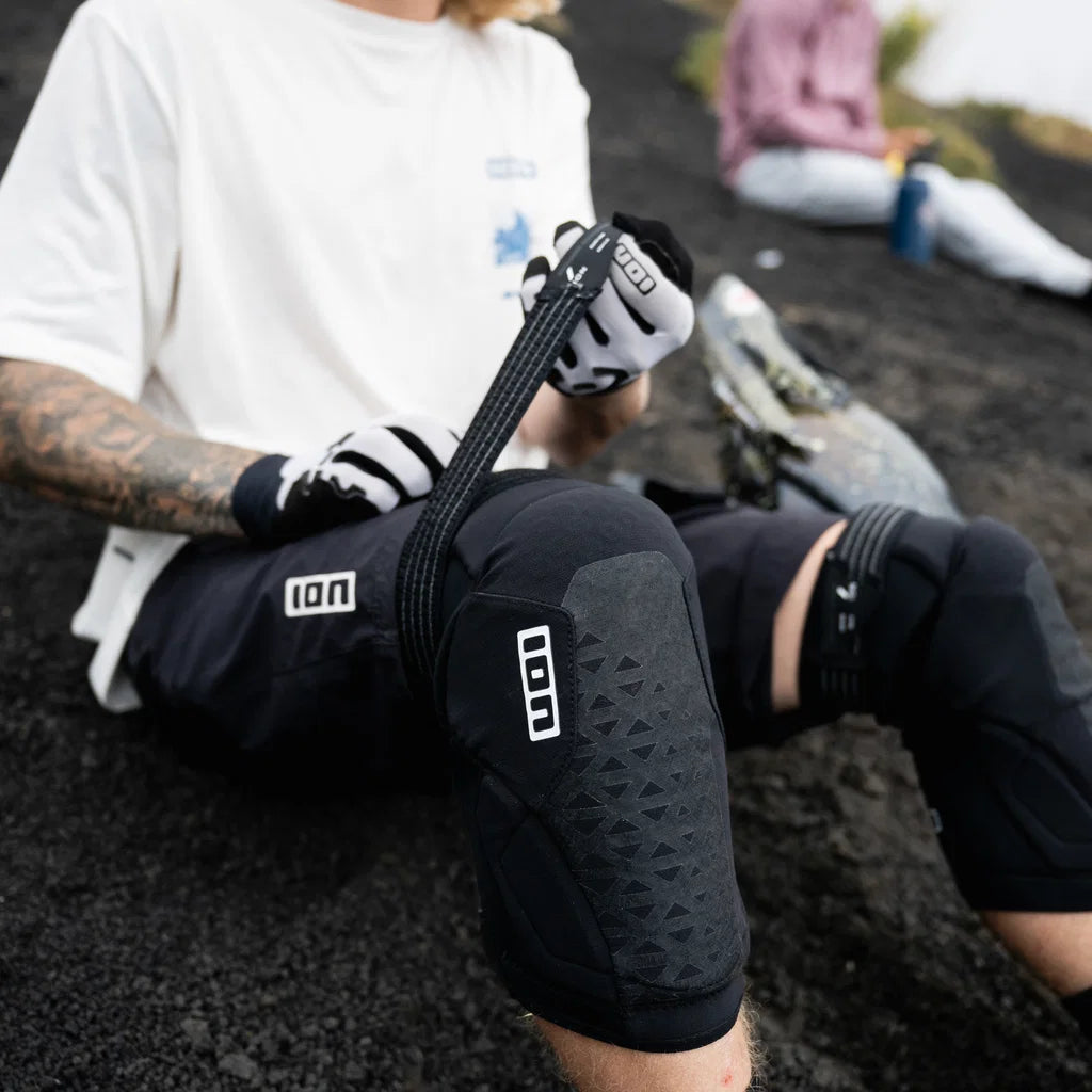 ION K-PACT ZIP SQ Unisex Knæbeskyttere Sort