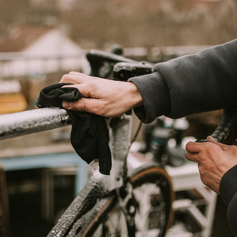 DYNAMIC mikrofiberklud i brug på et stel