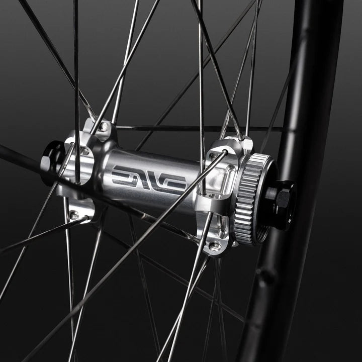 Przednie Koło ENVE SES 4.5 PRO Tubeless Ready (Center Lock) Czarne