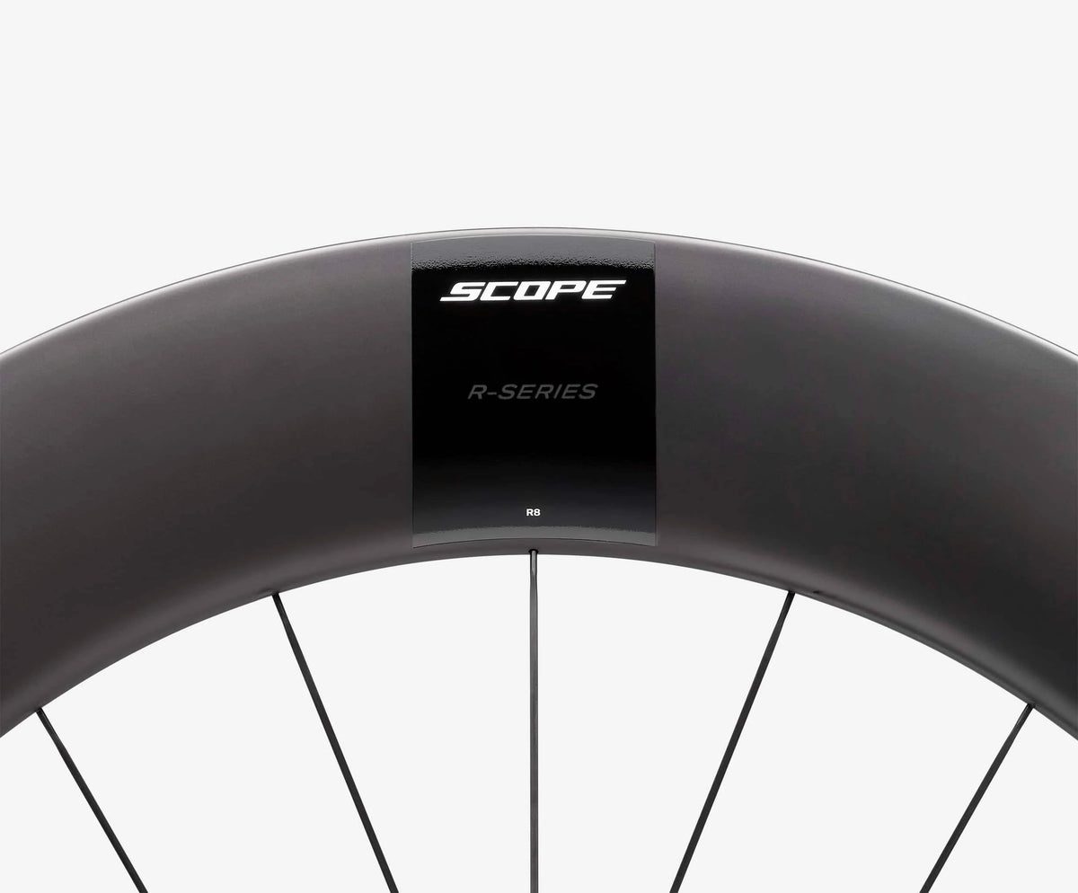 SCOPE Race R8T - set ovenfra