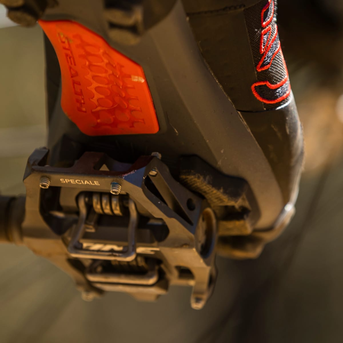 ADIDAS FIVE TEN KESTREL BOA MTB Shoes Black/Red