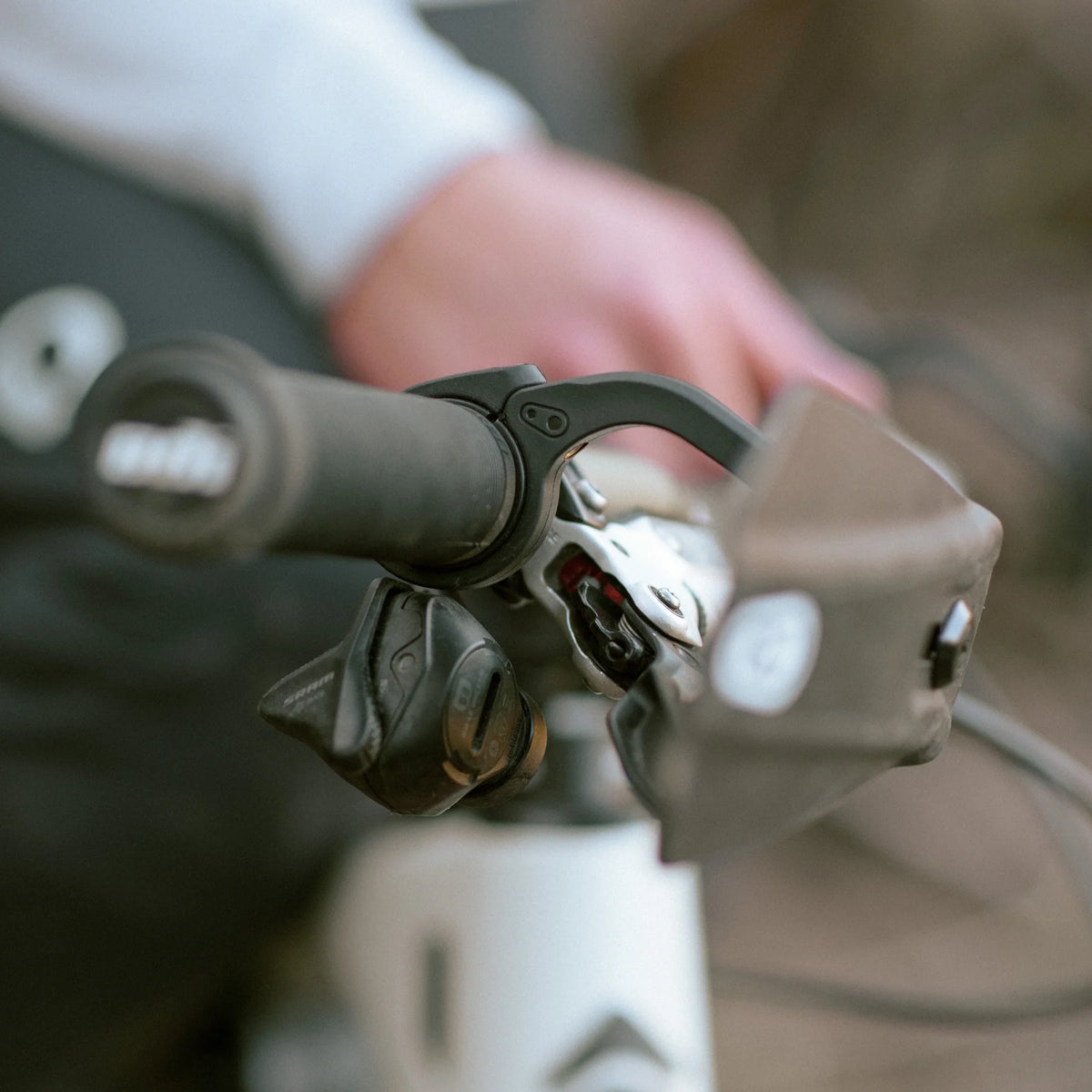 CRANKBROTHERS GUARDIAN Integrated Hand Guards