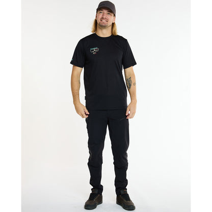 Dres DHARCO TECH TEE EDDIE Kratki Rokavi Črn