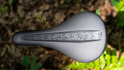 Седалка PEATY'S Monarch Cr-Mo релси Черна
