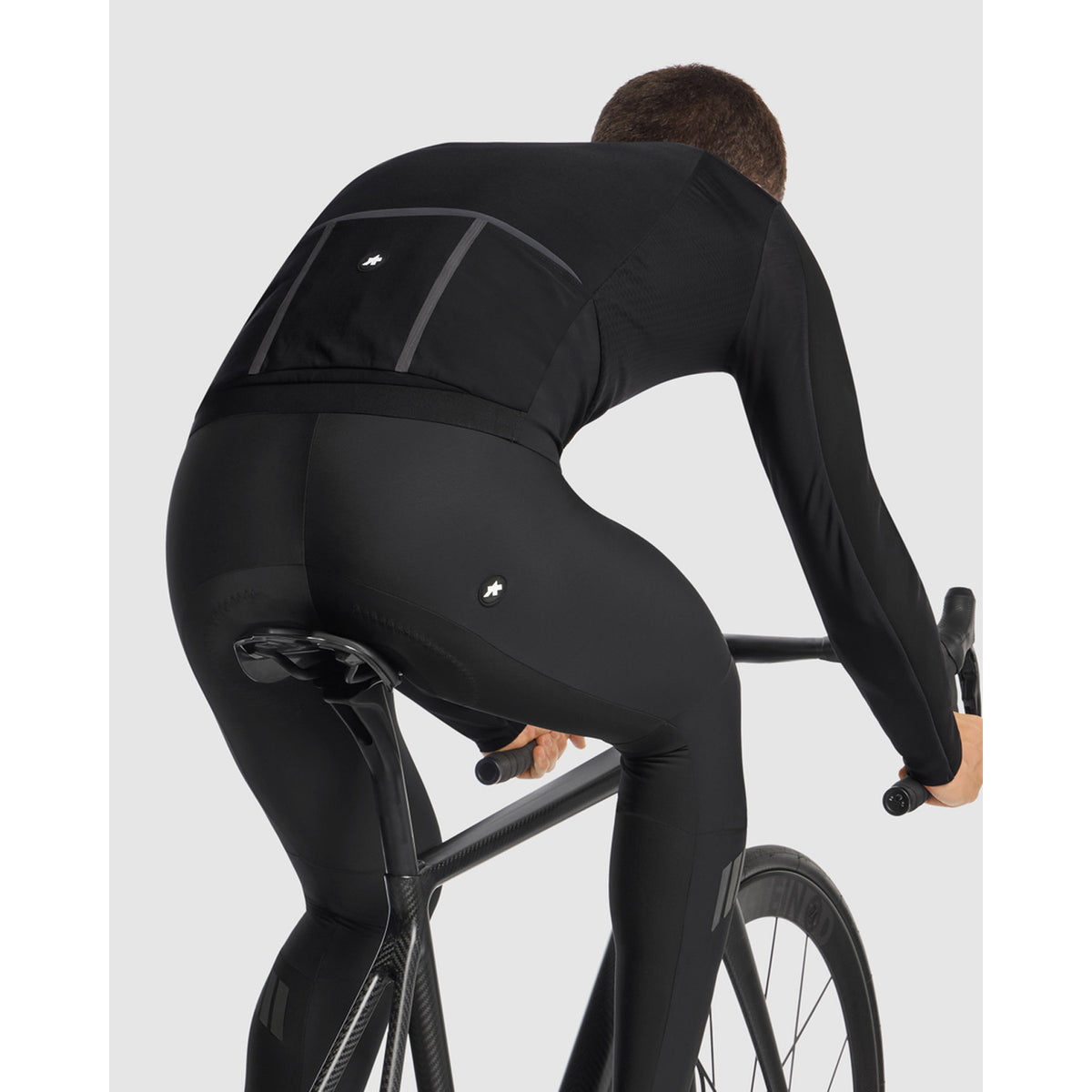 ASSOS EQUIPE R HABU WINTER S11 Jacket Black