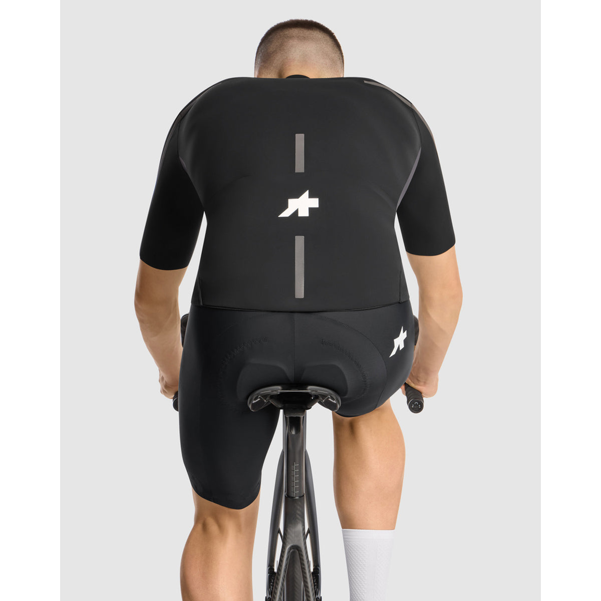 Shirt ASSOS EQUIPE R THERMO RAIN S11 Korte Mouwen Zwart