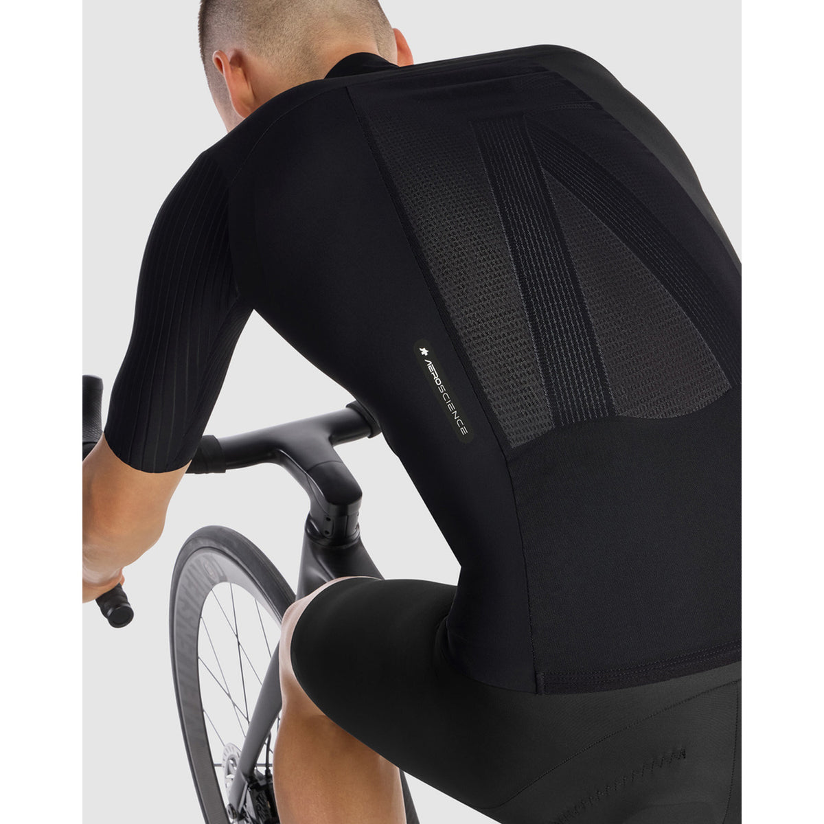 ASSOS EQUIPE RS SHELL S11 Sleeveless Jacket Black