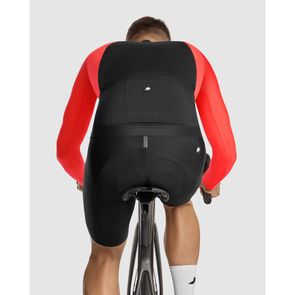 ASSOS EQUIPE R SPRING FALL S11 Sleeveless Jacket LollyRed