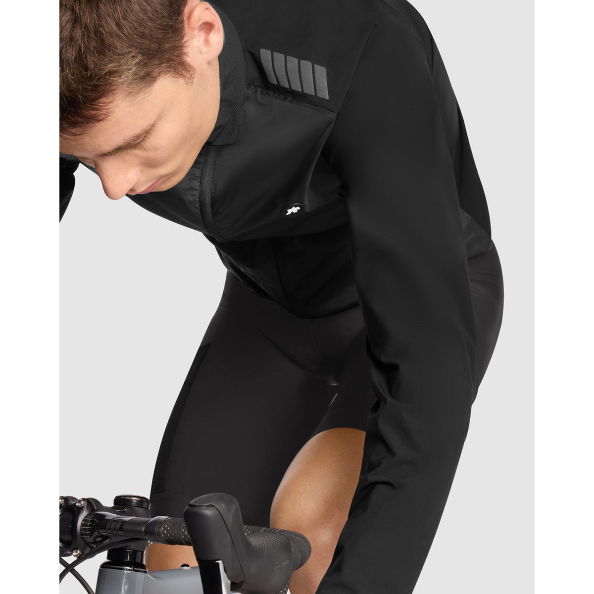 ASSOS TACTICA STEINADLER SHELL T5 Black Jacket