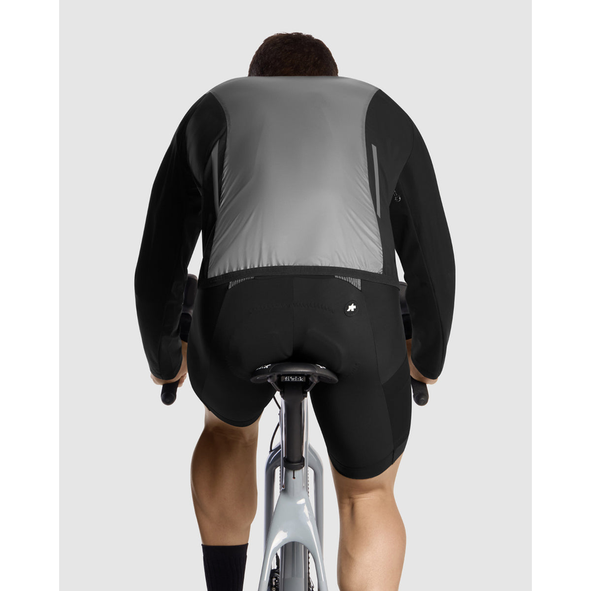 ASSOS TACTICA STEINADLER SHELL T5 Black Jacket