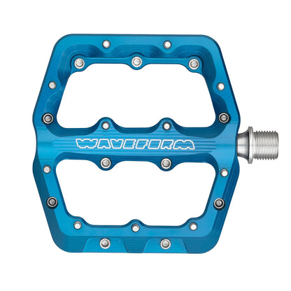 WOLF TOOTH WAVEFORM Small Flat Pedals Blue