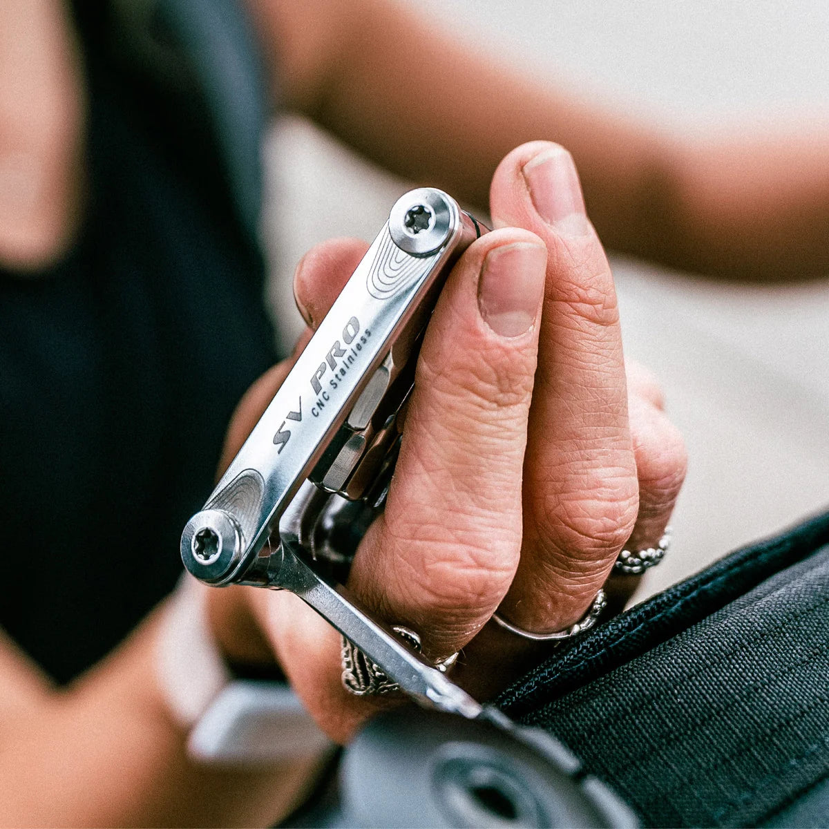 Multitool LEZYNE SV PRO 7 srebrny