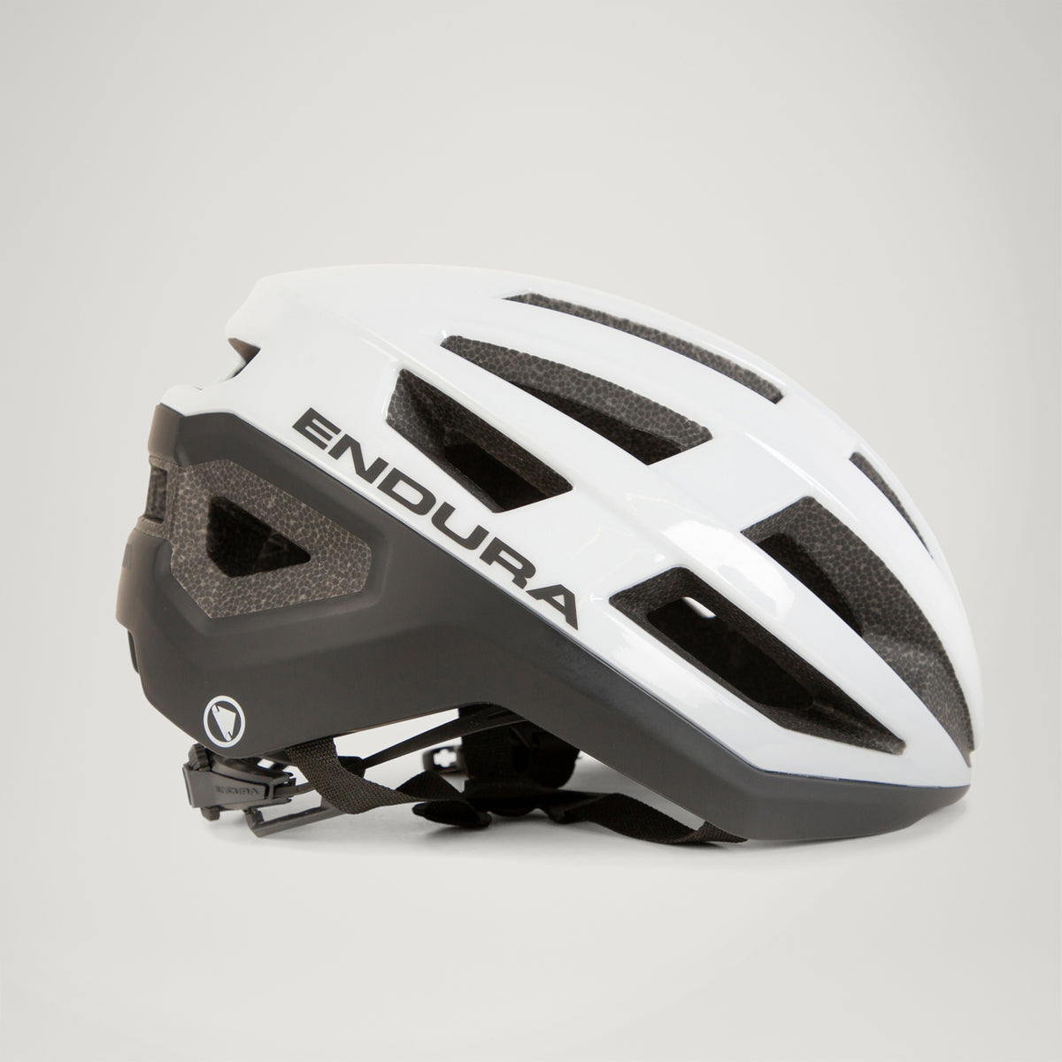 Kask szosowy ENDURA FS260-PRO Biały