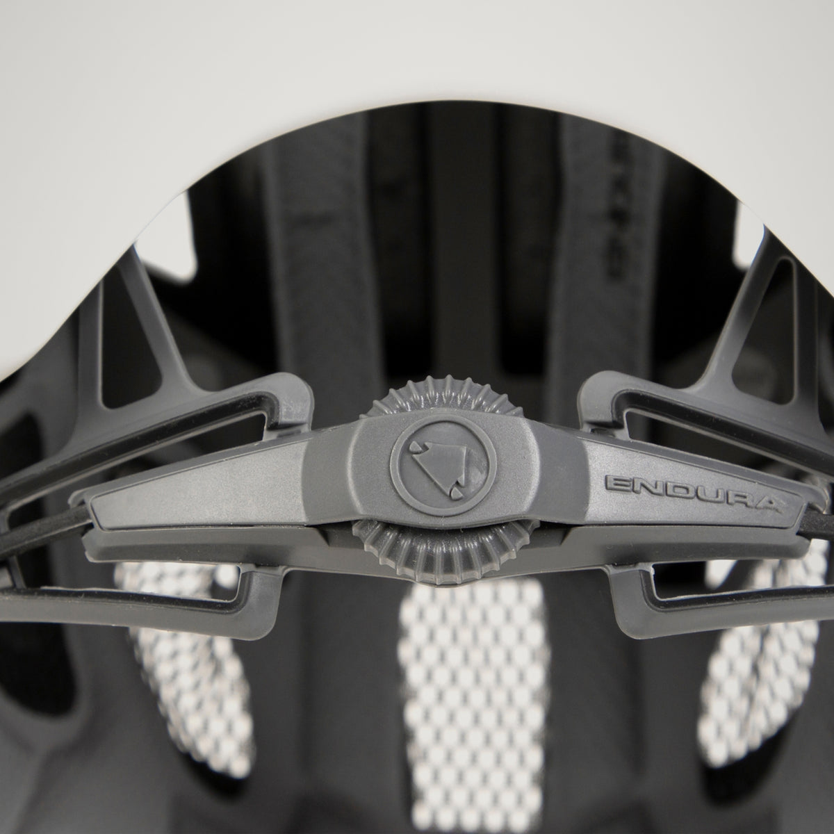 ENDURA HUMMVEE PLUS MIPS MTB Helmet White