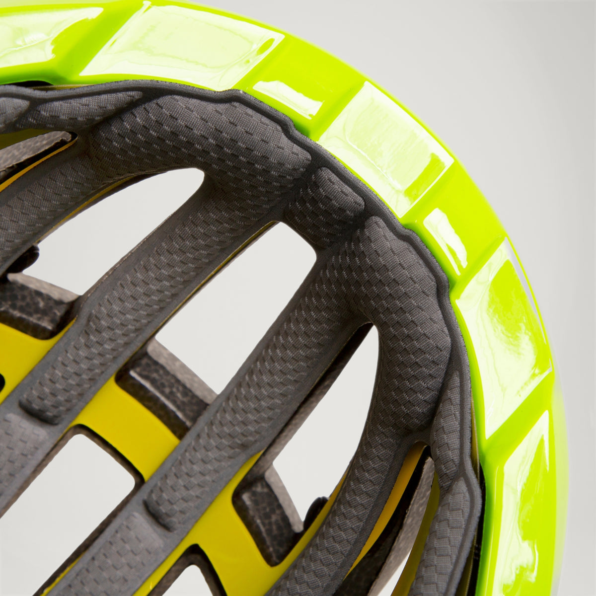 Kask szosowy ENDURA FS260-PRO MIPS czarny/żółty