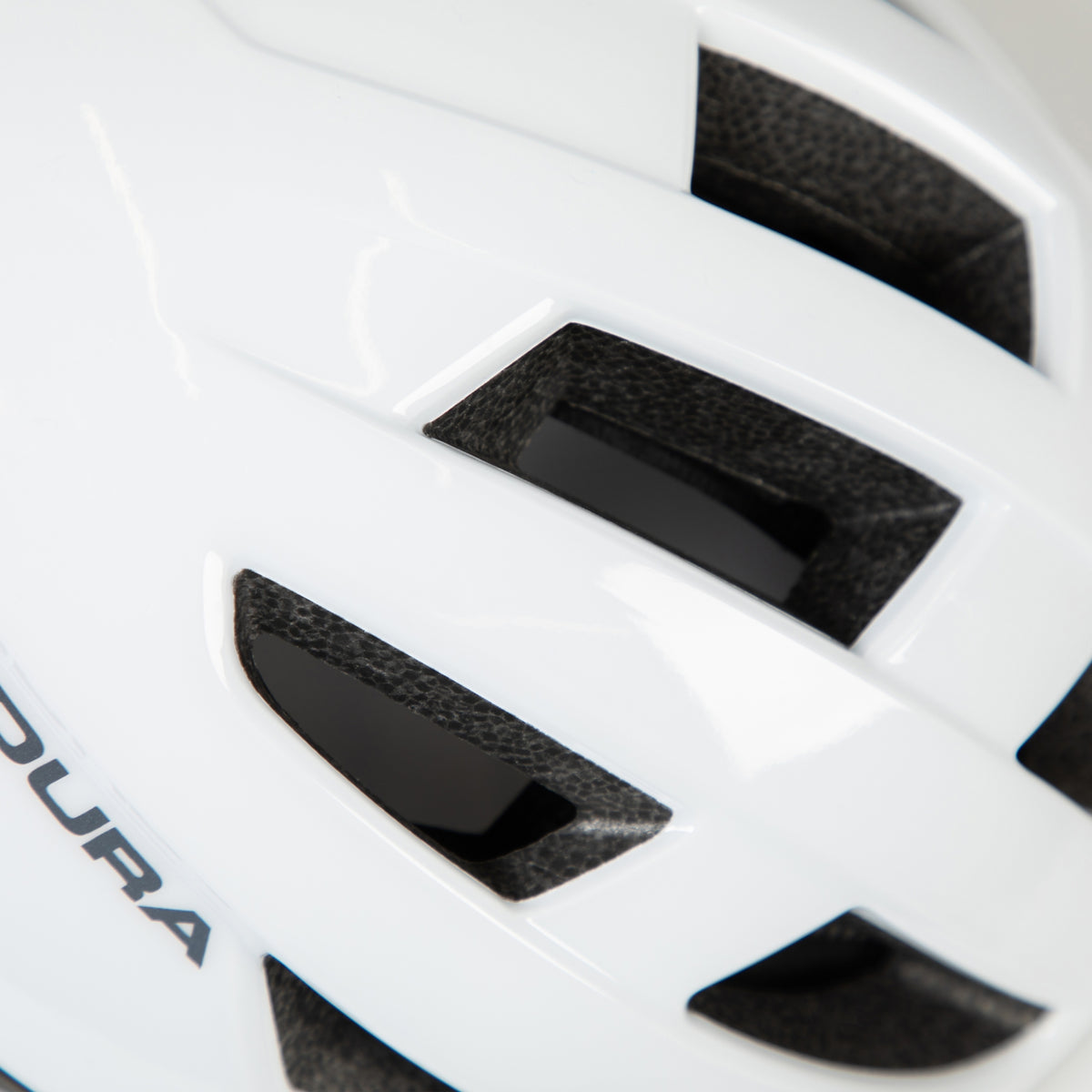 Kask szosowy ENDURA XTRACT MIPS Biały
