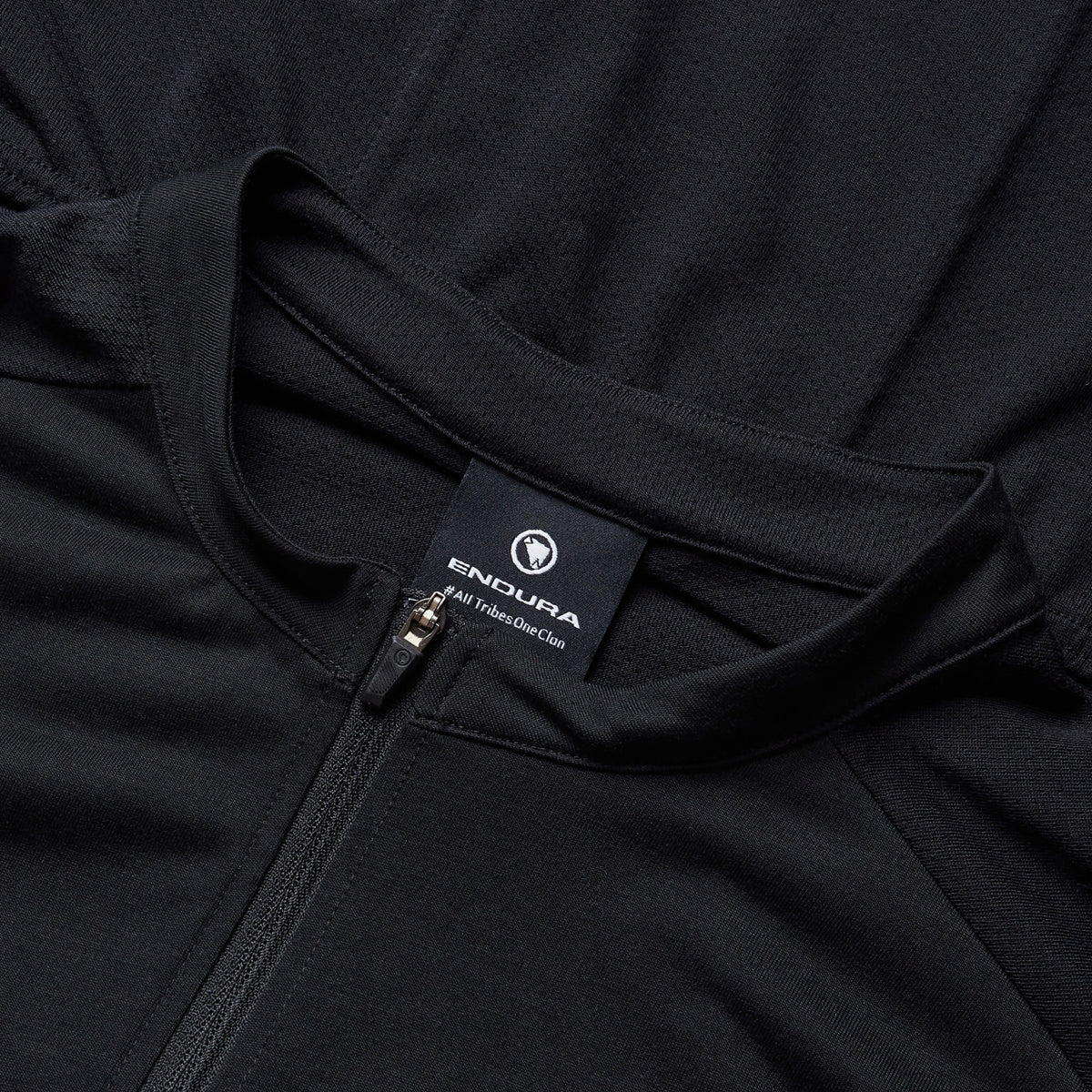 Trøje ENDURA LOOP ZIPPED Korte Ærmer Sort