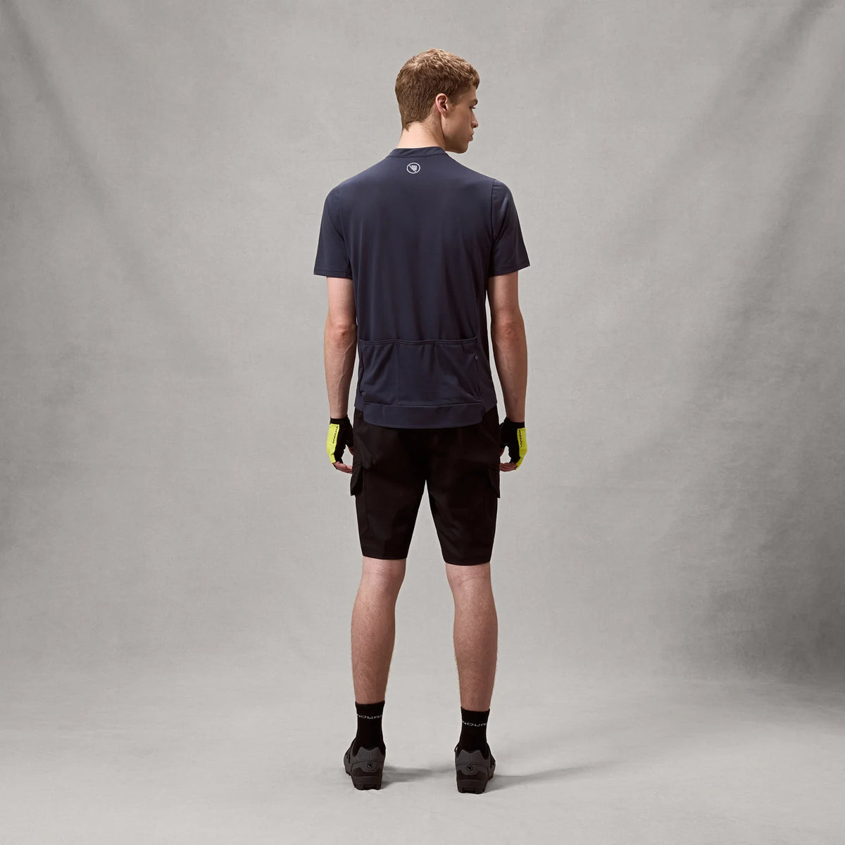 Pyöräilypaita ENDURA LOOP ZIPPED Lyhythihainen Carbon Harmaa