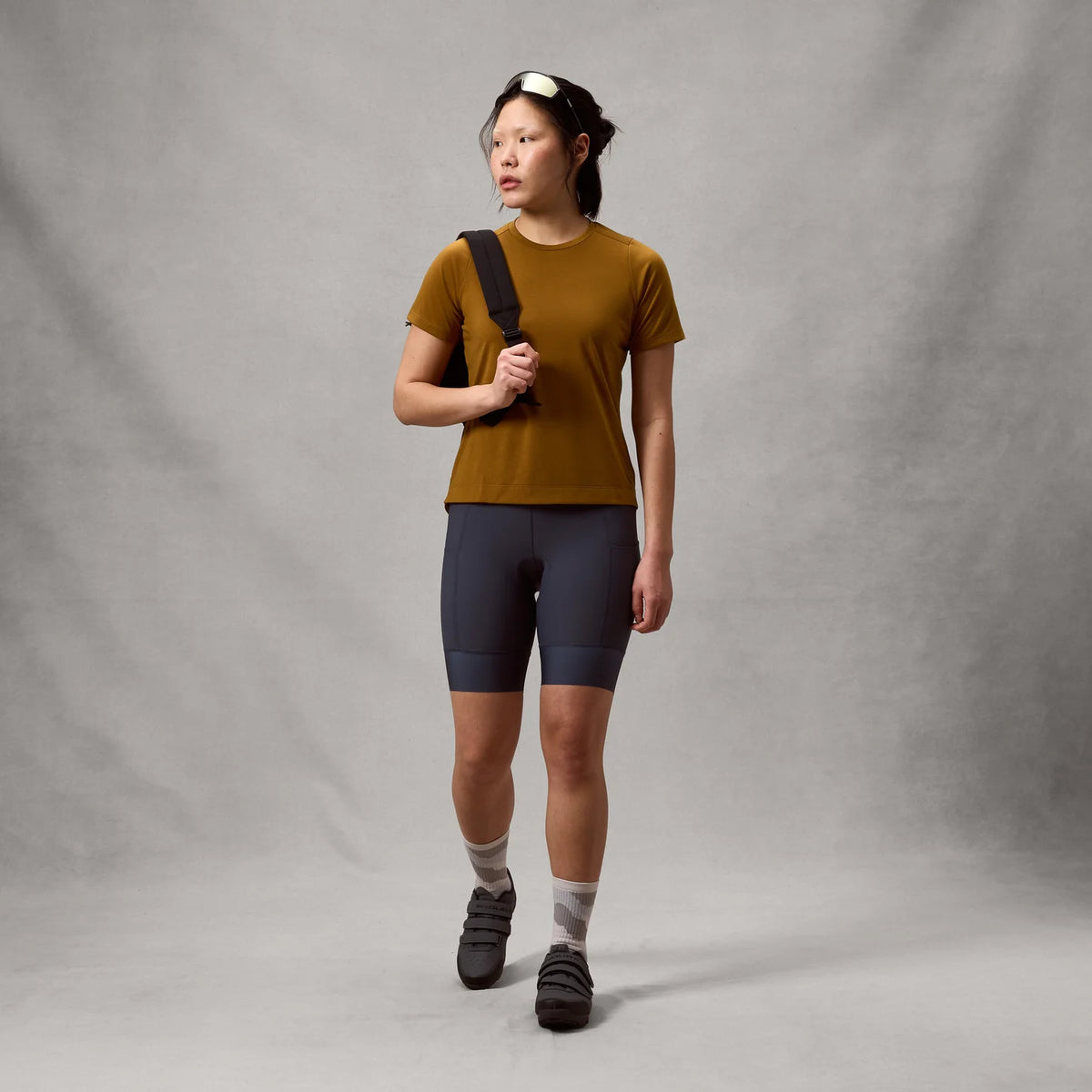 ENDURA LOOP WAIST Naisten Lyhyet Pyöräilyshortsit Carbon Grs