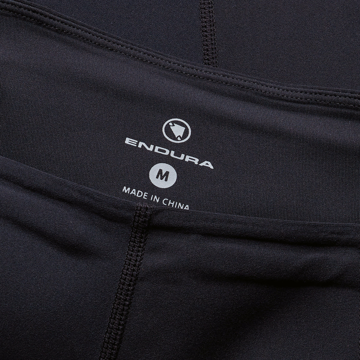 ENDURA LOOP WAIST -lyhytshortsit Musta