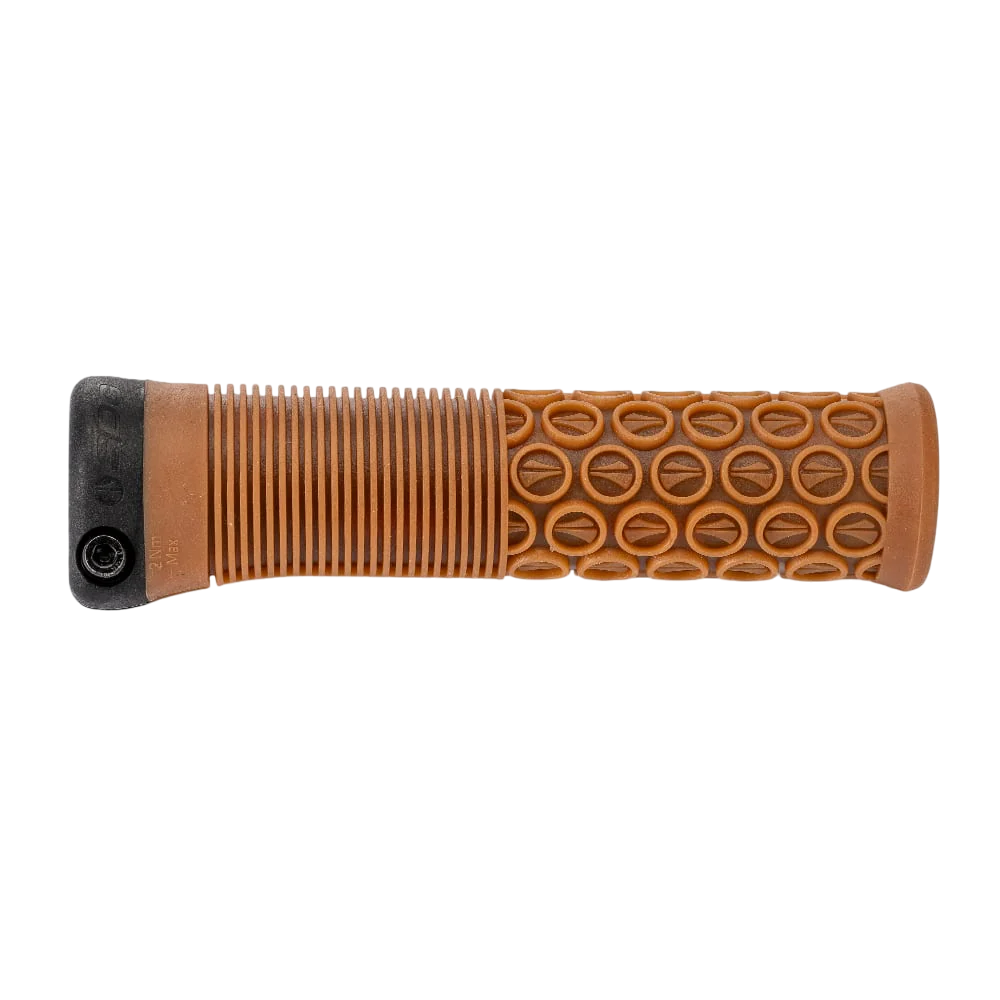 SDG THRICE 136 mm Grips Brown Gum