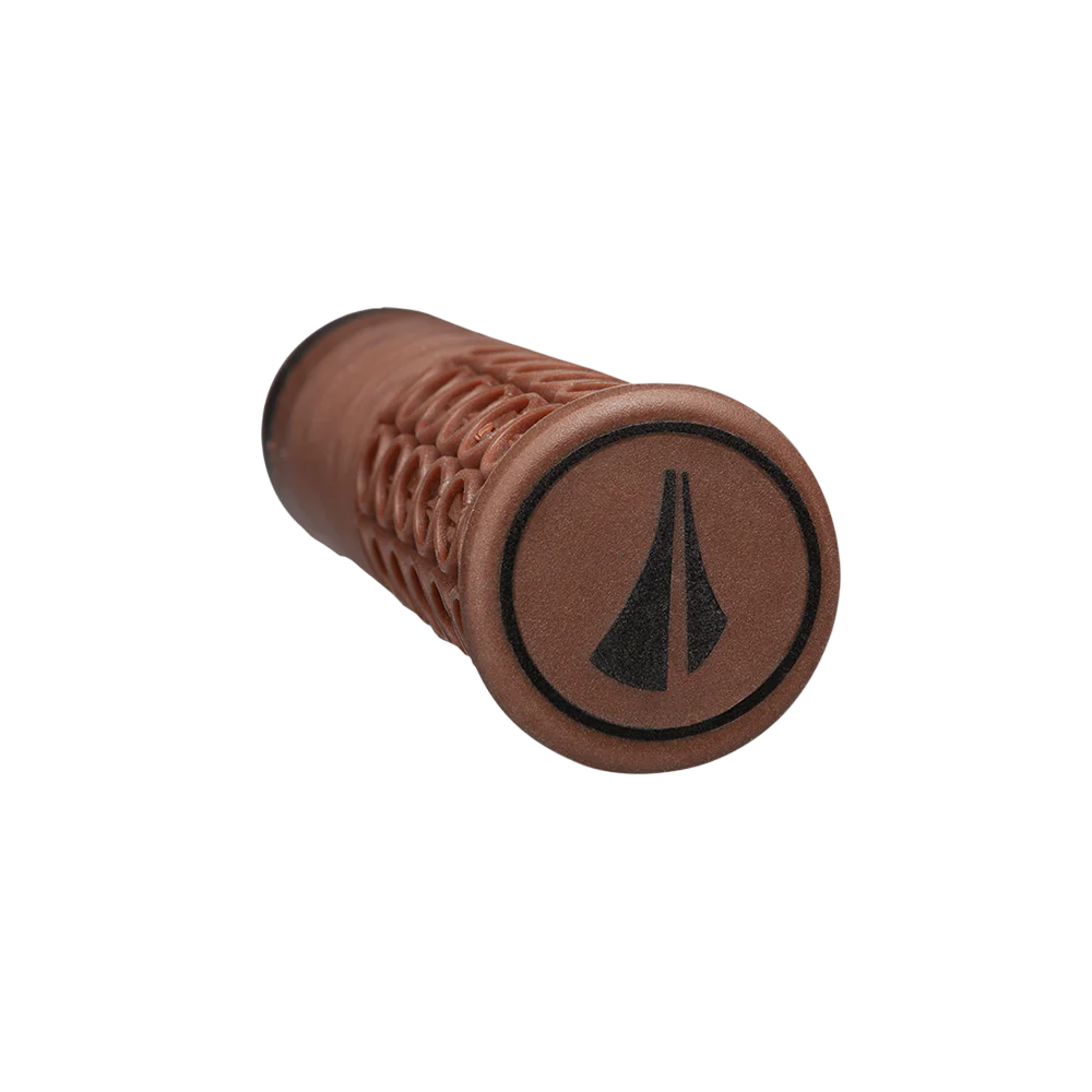 SDG THRICE 136 mm Grips Bruin Tan