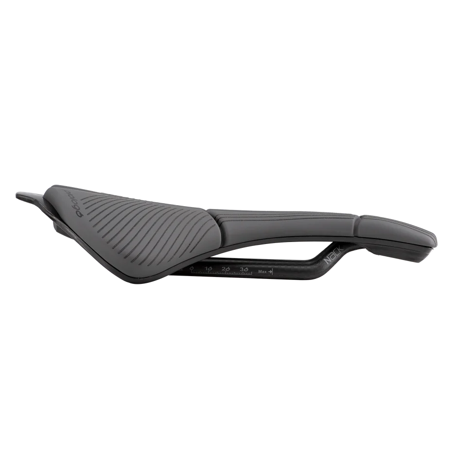 Sadel PROLOGO SCRATCH M5 PAS AGX 147mm Skinne Nack Sort