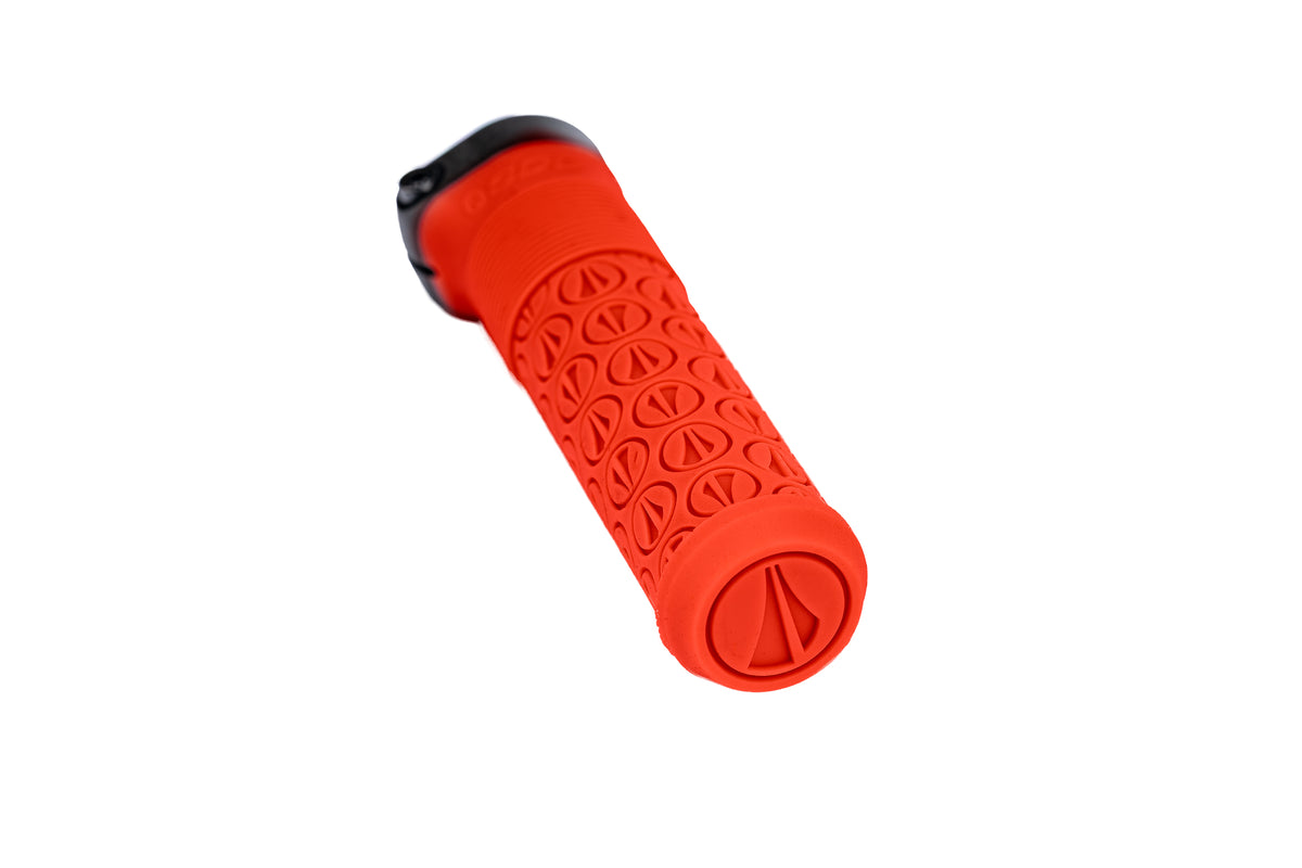 SDG SLATER Junior V2 Grip Red
