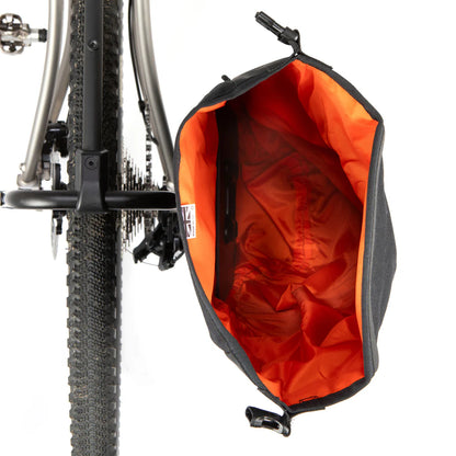 RESTRAP SWITCH PANNIER 10L Rack Bag Black