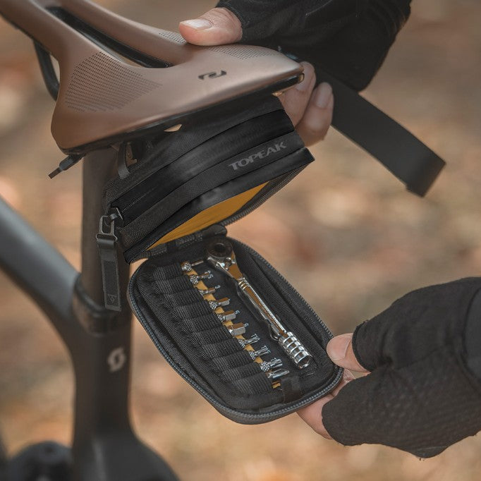 Podsedlová Brašna TOPEAK ELEMENTA GEARBAG S Nářadím Černá