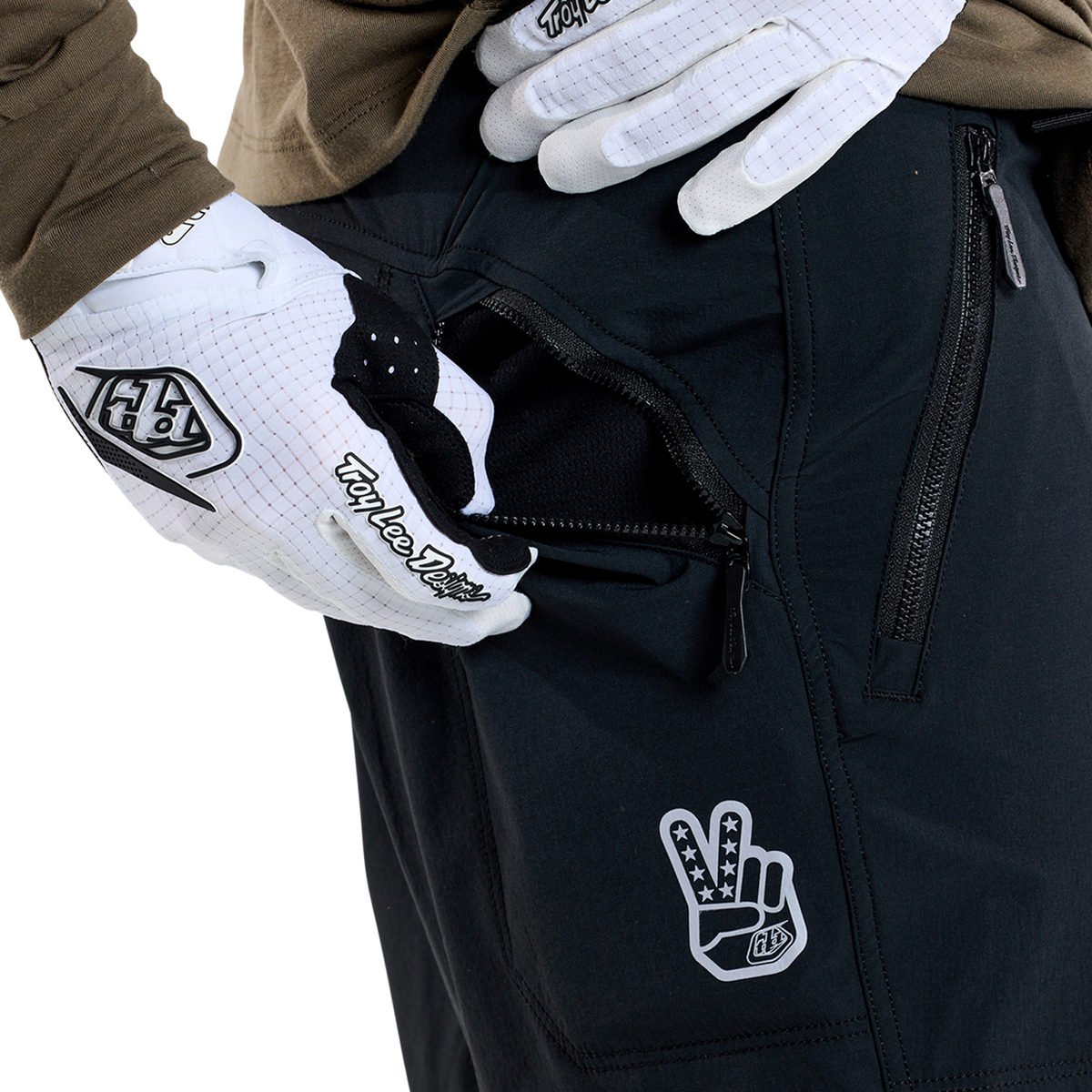Shorts TROY LEE DESIGNS SKYLINE TRAIL med Liner Mono Svart