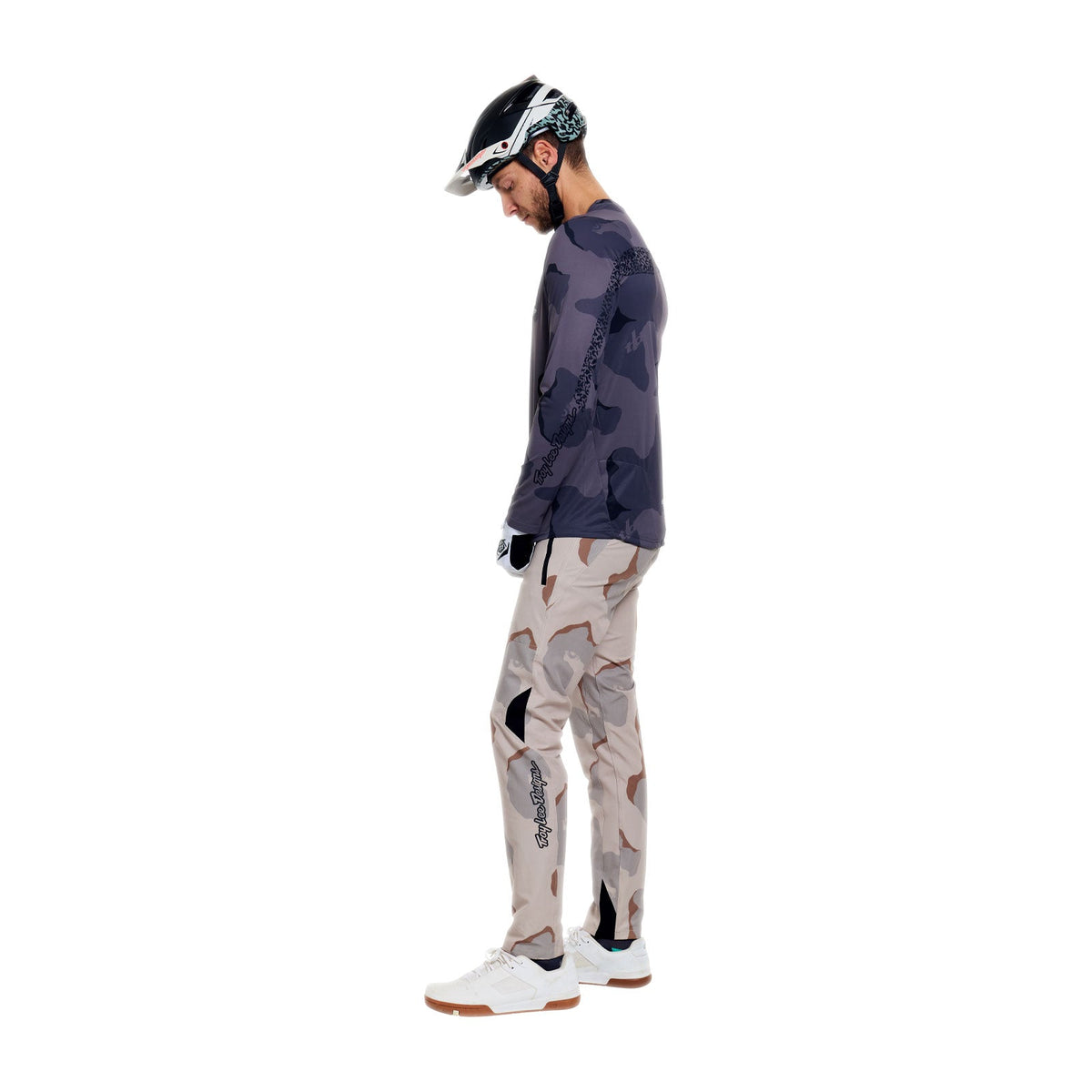 TROY LEE DESIGNS SKYLINE PRO FLOW CAMO Long Sleeve Jersey Carbon